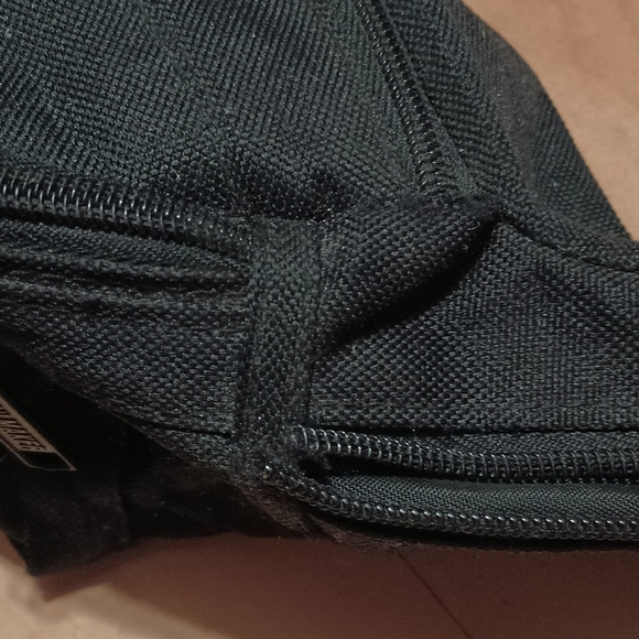 Vintage Black Nylon Waist Bag By Trail maker Equipment - Picture 6 of 11